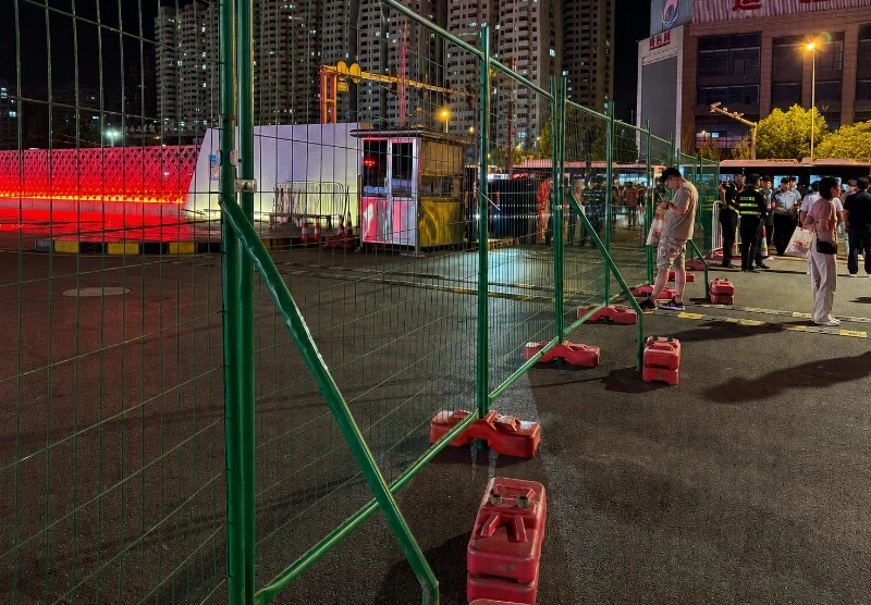 Temporary Security Fence for Event Entrances