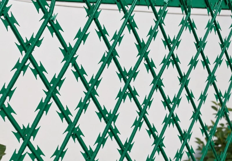 Knife stab frame mesh