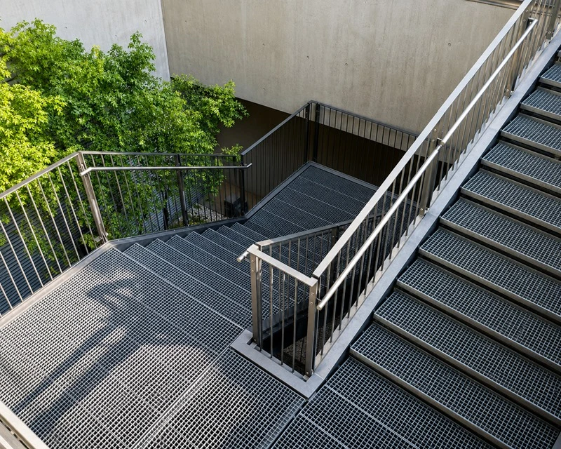 Stair tread